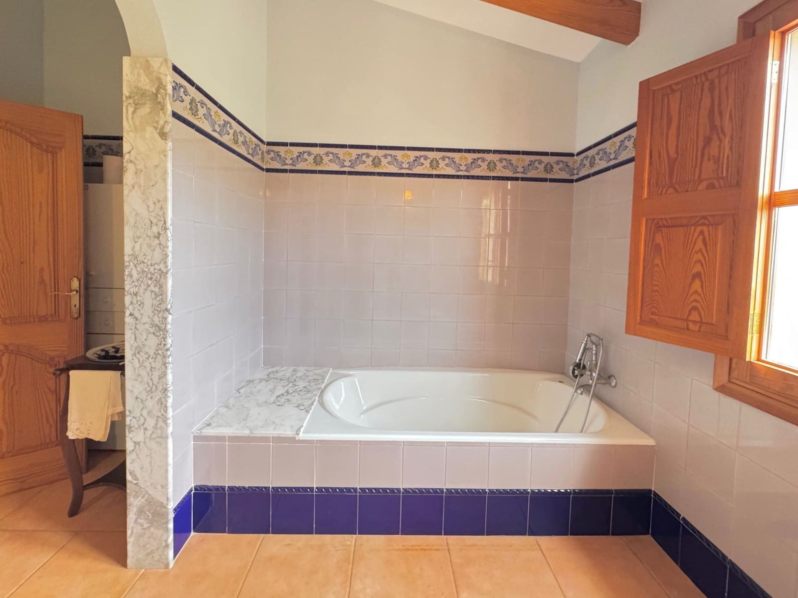 4 bedroom Finca/Country House for sale in Establiments - € 1,495,000 (Ref: 9410615)