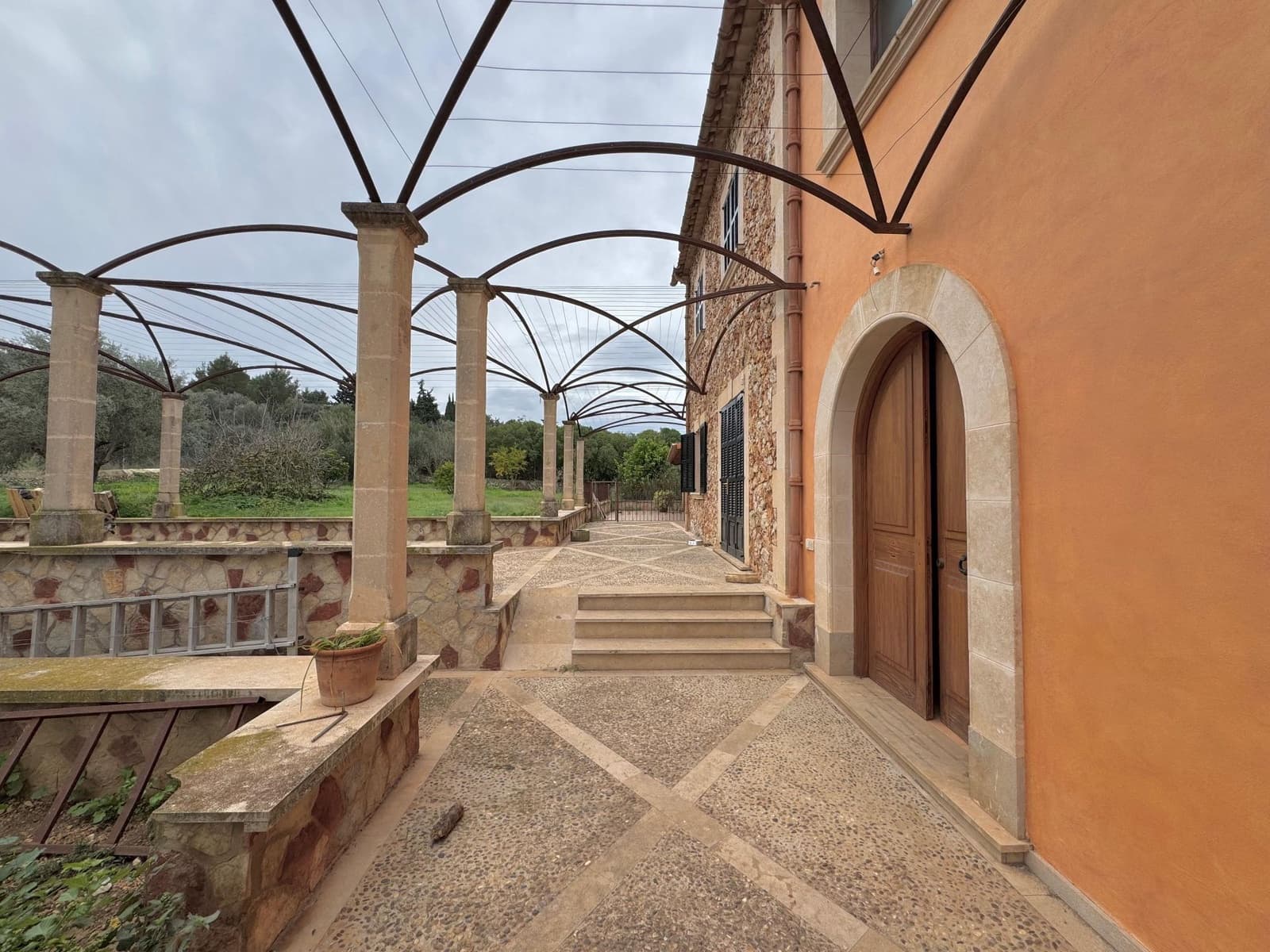 4 bedroom Finca/Country House for sale in Establiments - € 1,495,000 (Ref: 9410615)