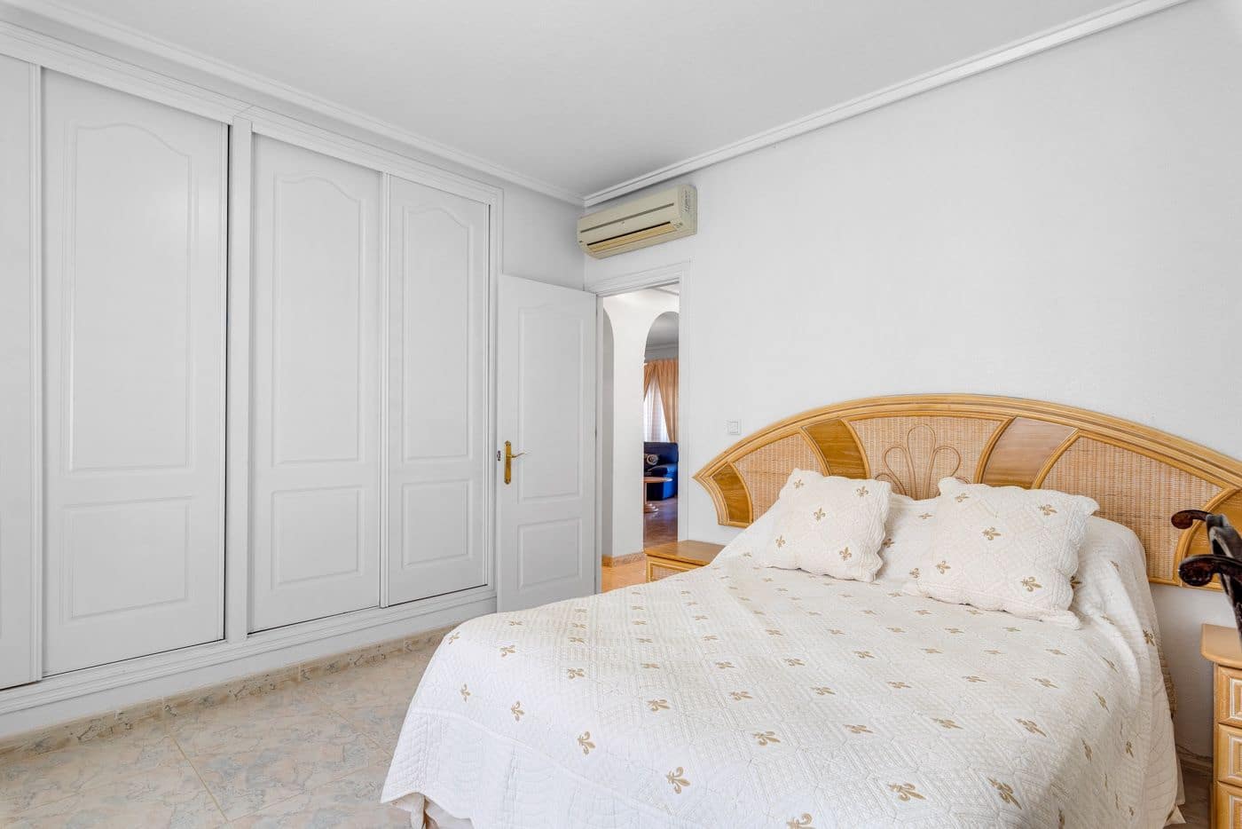 7 quarto Moradia para venda em Ciudad Quesada com piscina - 750 000 € (Ref: 9409415)