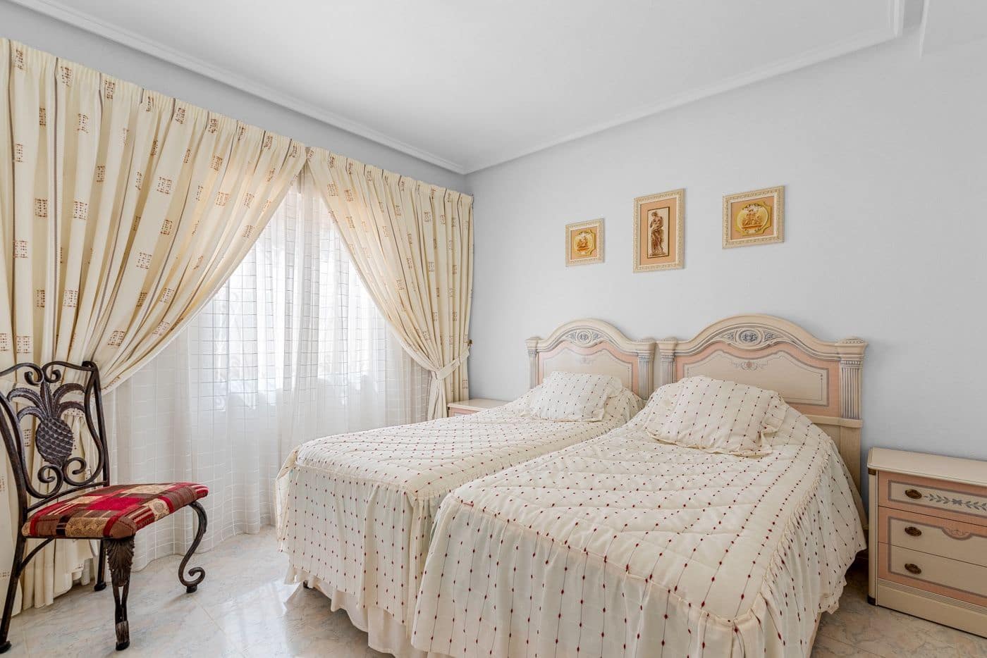 7 quarto Moradia para venda em Ciudad Quesada com piscina - 750 000 € (Ref: 9409415)