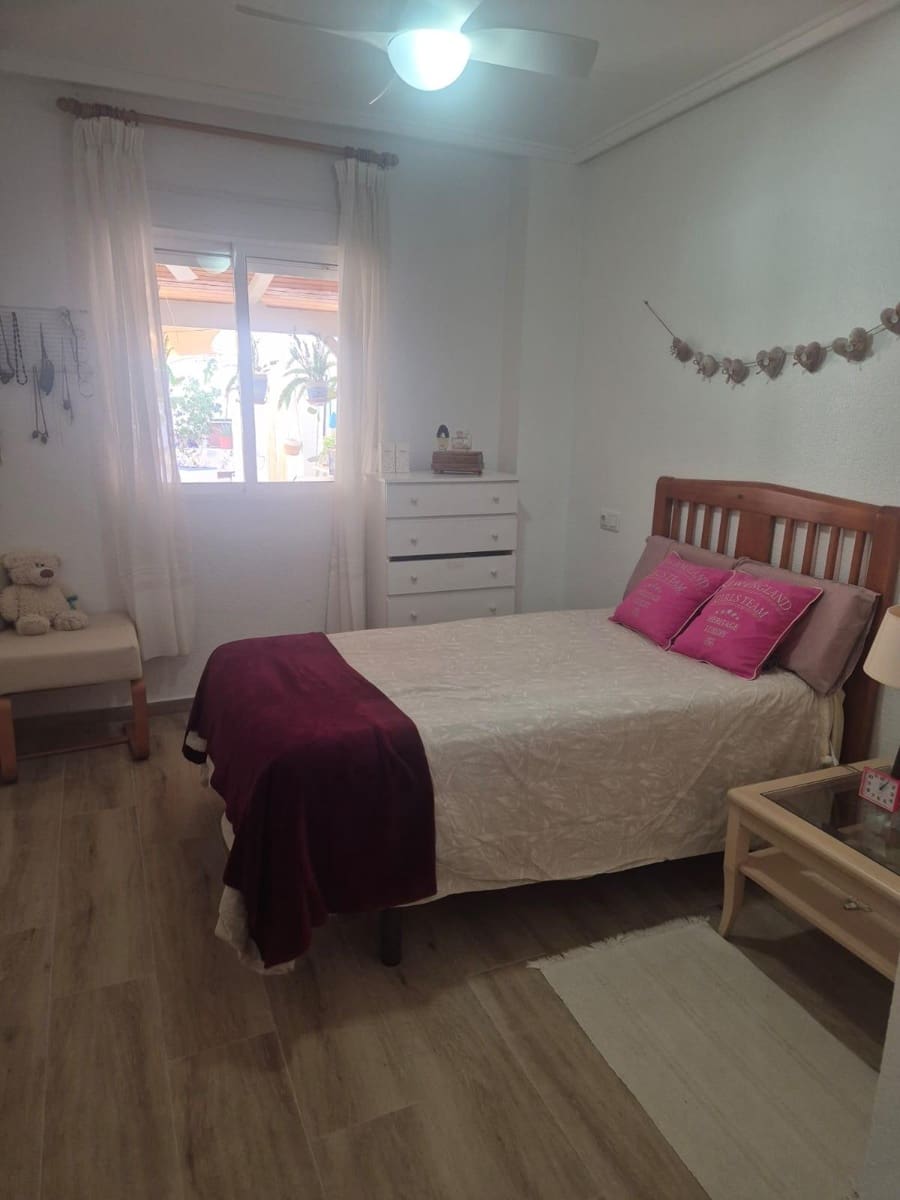 2 chambre Appartement à vendre à Torrevieja - 239 900 € (Ref: 9409426)