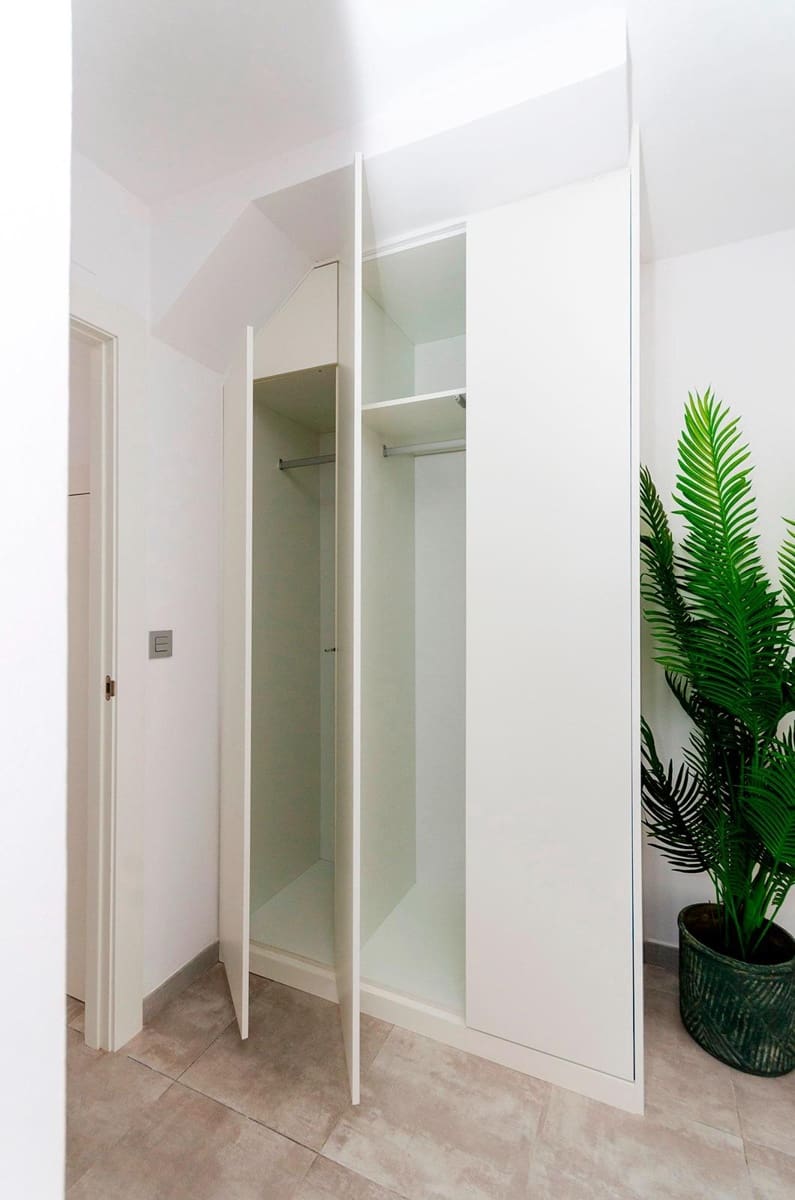 3 makuuhuone Huvila myytävänä paikassa Torrevieja mukana uima-altaan - 369 000 € (Ref: 9409433)