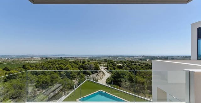 3 bedroom Bungalow for sale in San Miguel de Salinas with pool garage - € 360,000 (Ref: 9409446)