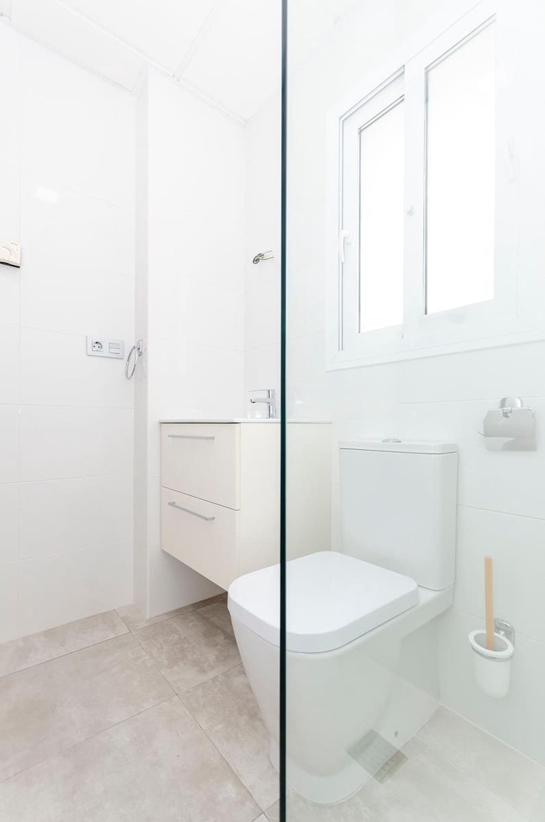 3 makuuhuone Huvila myytävänä paikassa Torrevieja mukana uima-altaan - 349 000 € (Ref: 9409447)