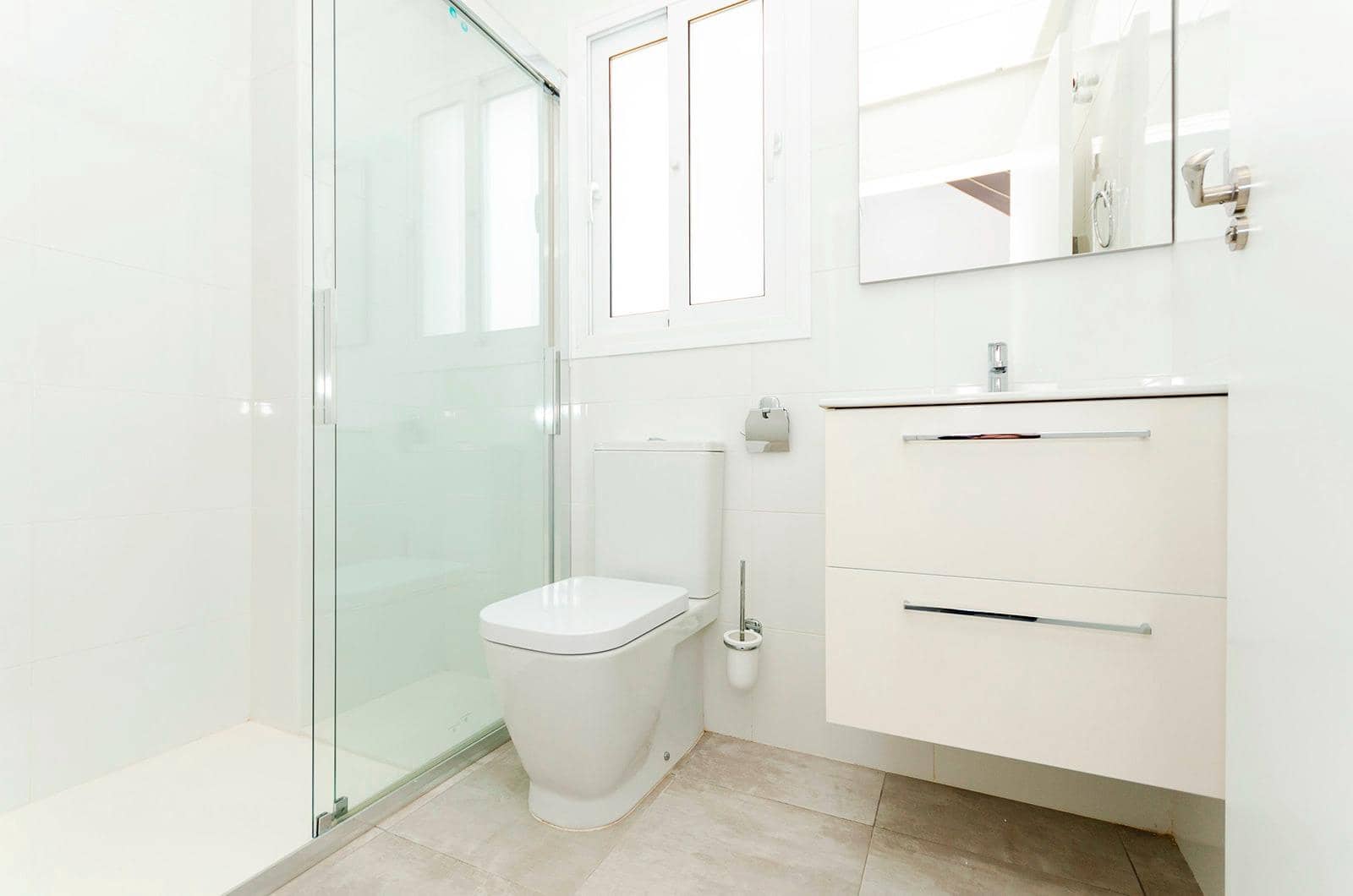 3 makuuhuone Huvila myytävänä paikassa Torrevieja mukana uima-altaan - 349 000 € (Ref: 9409447)