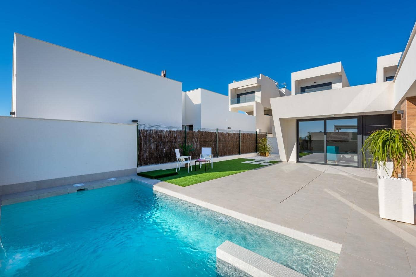 3 bedroom Villa for sale in Los Montesinos with pool - € 489,900 (Ref: 9409458)