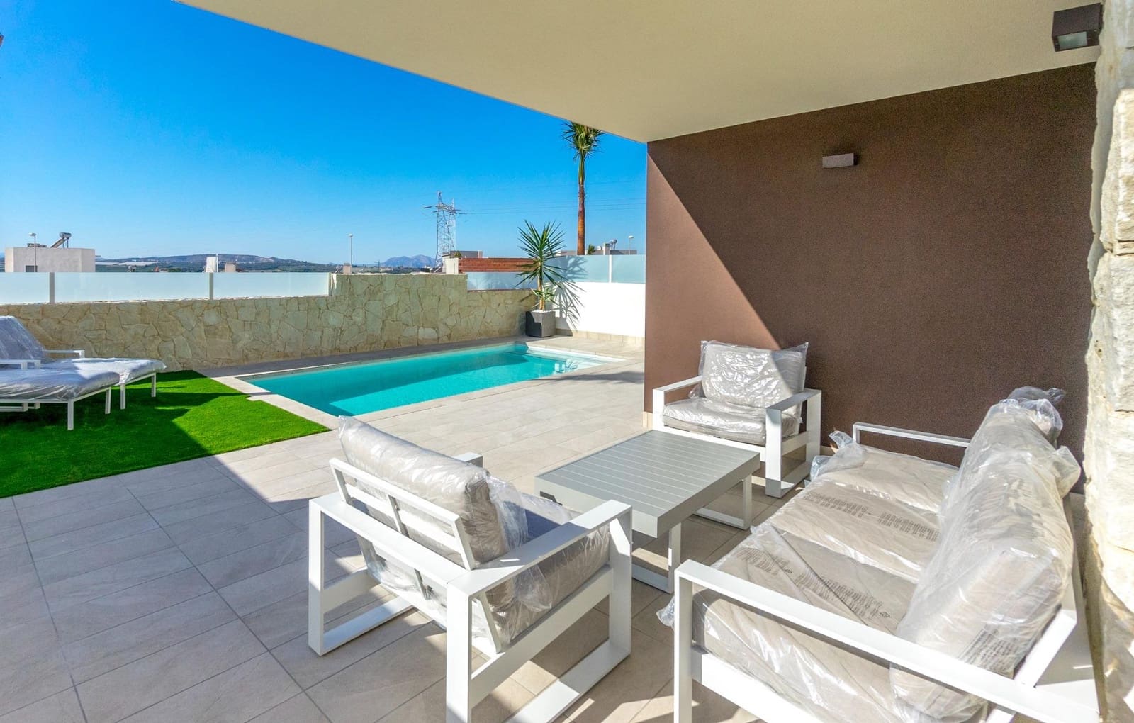 3 bedroom Villa for sale in Rojales with pool - € 395,000 (Ref: 9409465)