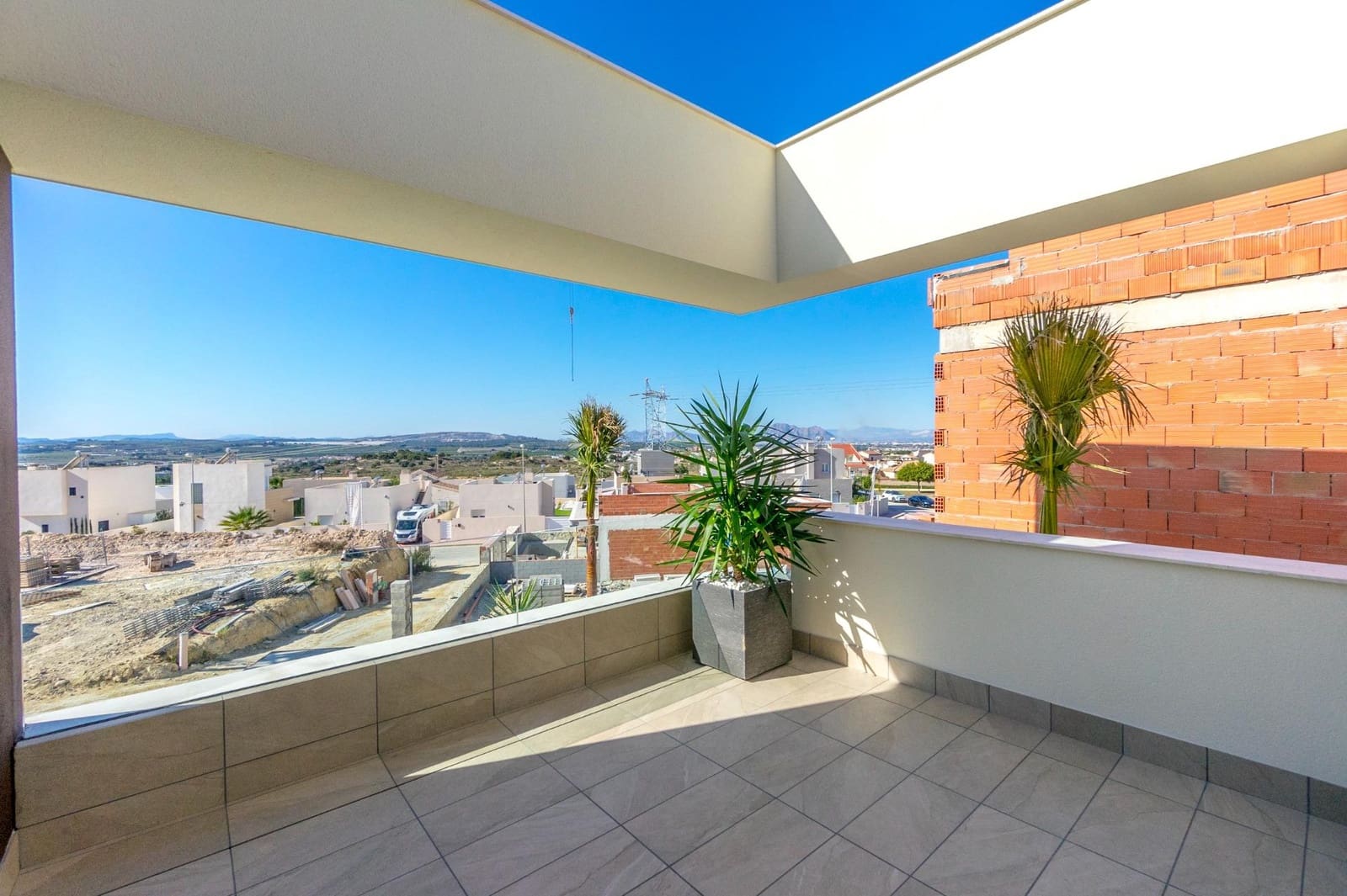 3 bedroom Villa for sale in Rojales with pool - € 395,000 (Ref: 9409465)