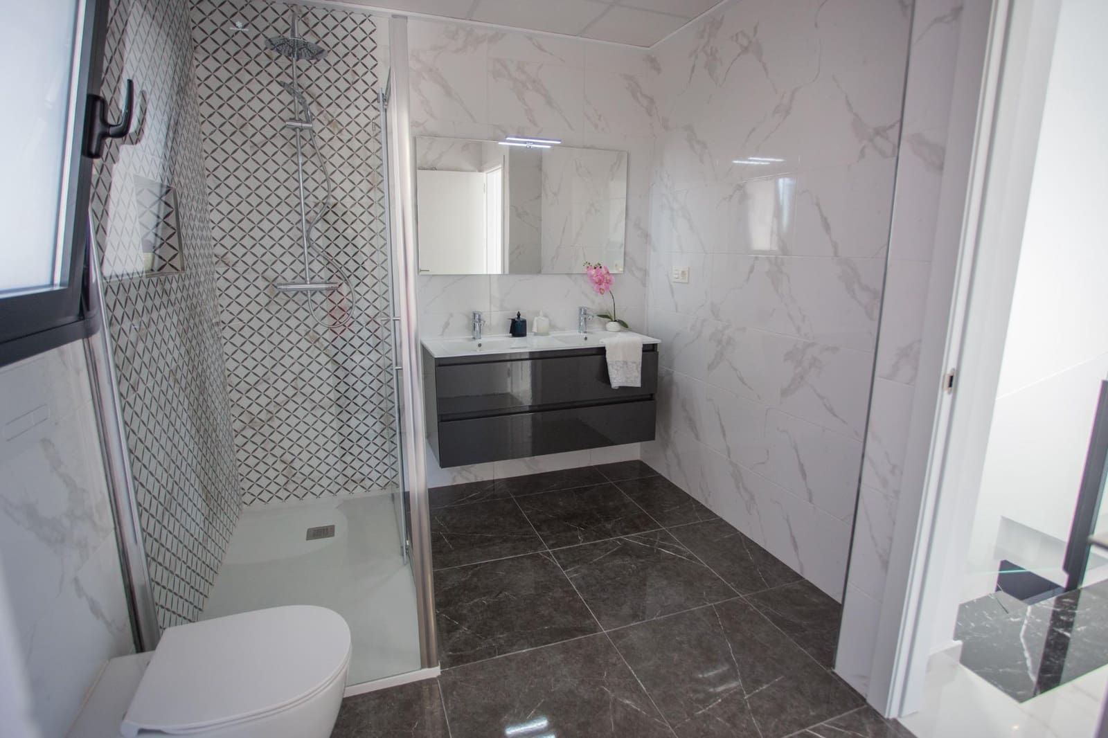 3 bedroom Villa for sale in Los Montesinos with pool - € 398,900 (Ref: 9409467)