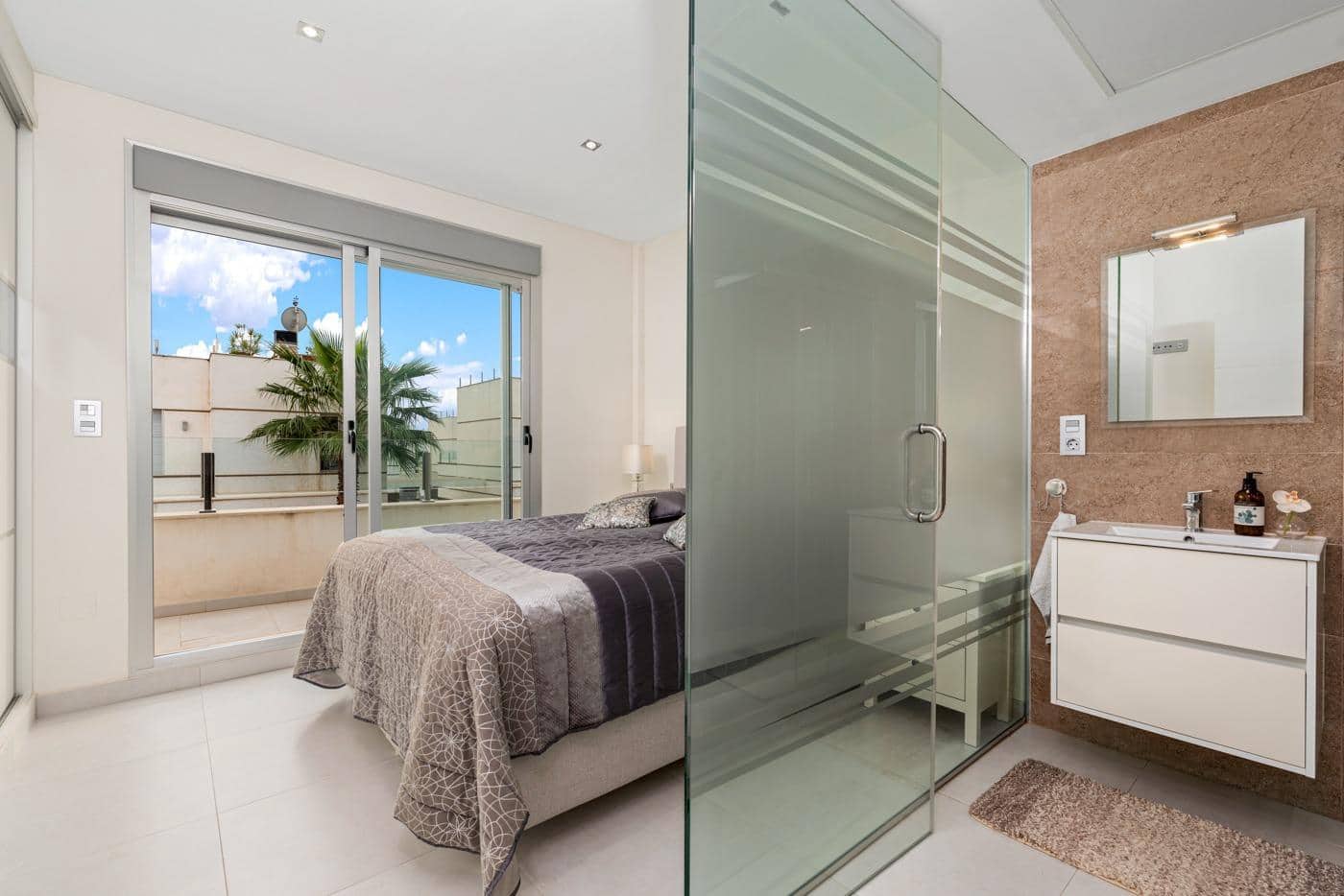 3 camera da letto Villa in vendita in Dona Pepa con piscina - 315.000 € (Rif: 9409470)