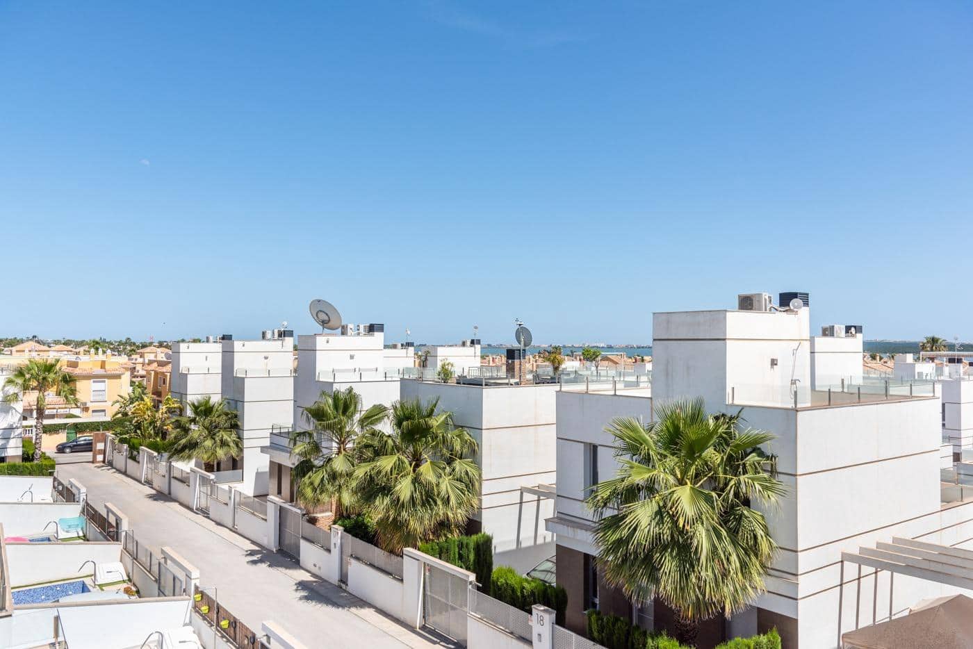 3 camera da letto Villa in vendita in Dona Pepa con piscina - 315.000 € (Rif: 9409470)