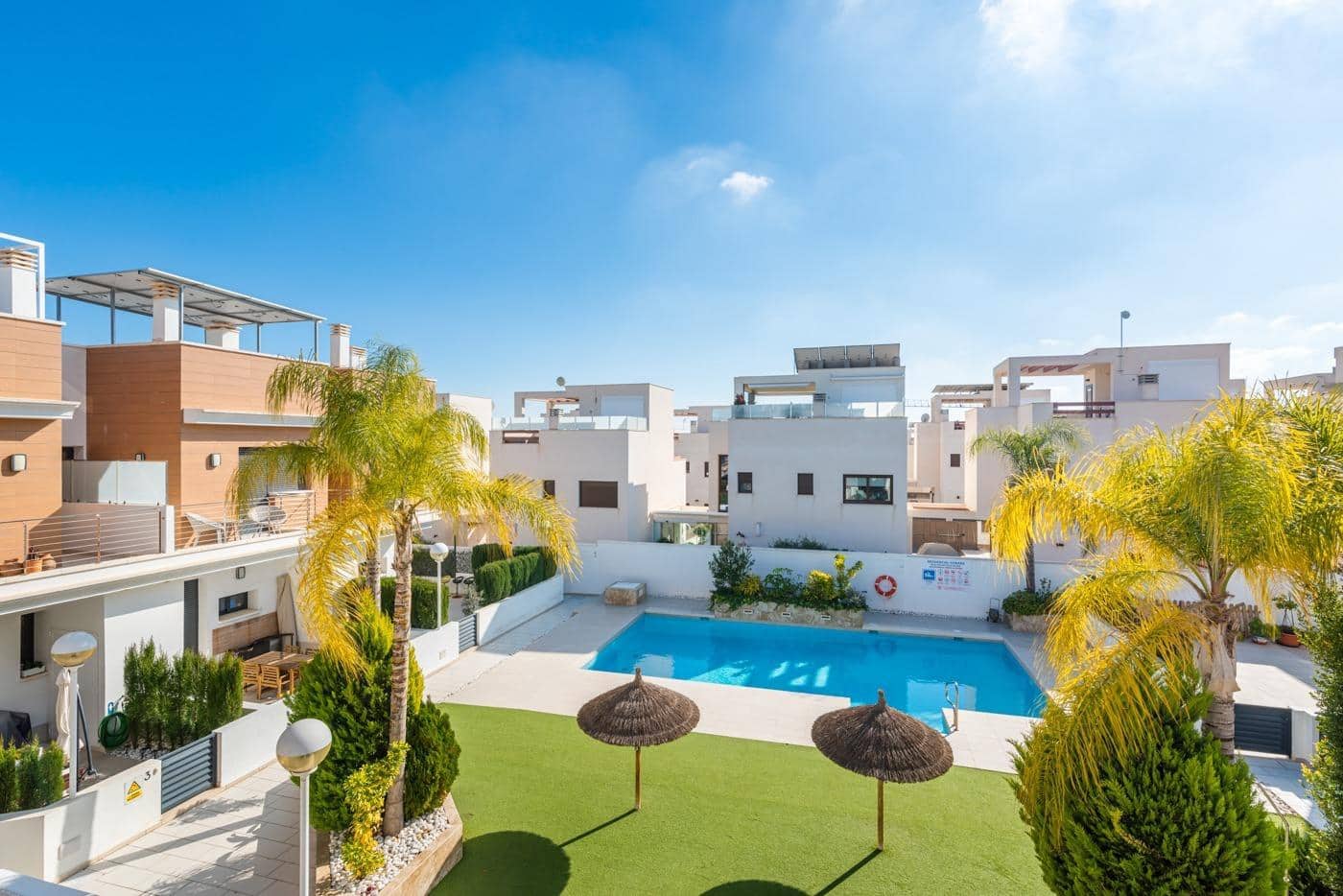 3 bedroom Terraced Villa for sale in Ciudad Quesada - € 329,000 (Ref: 9409471)