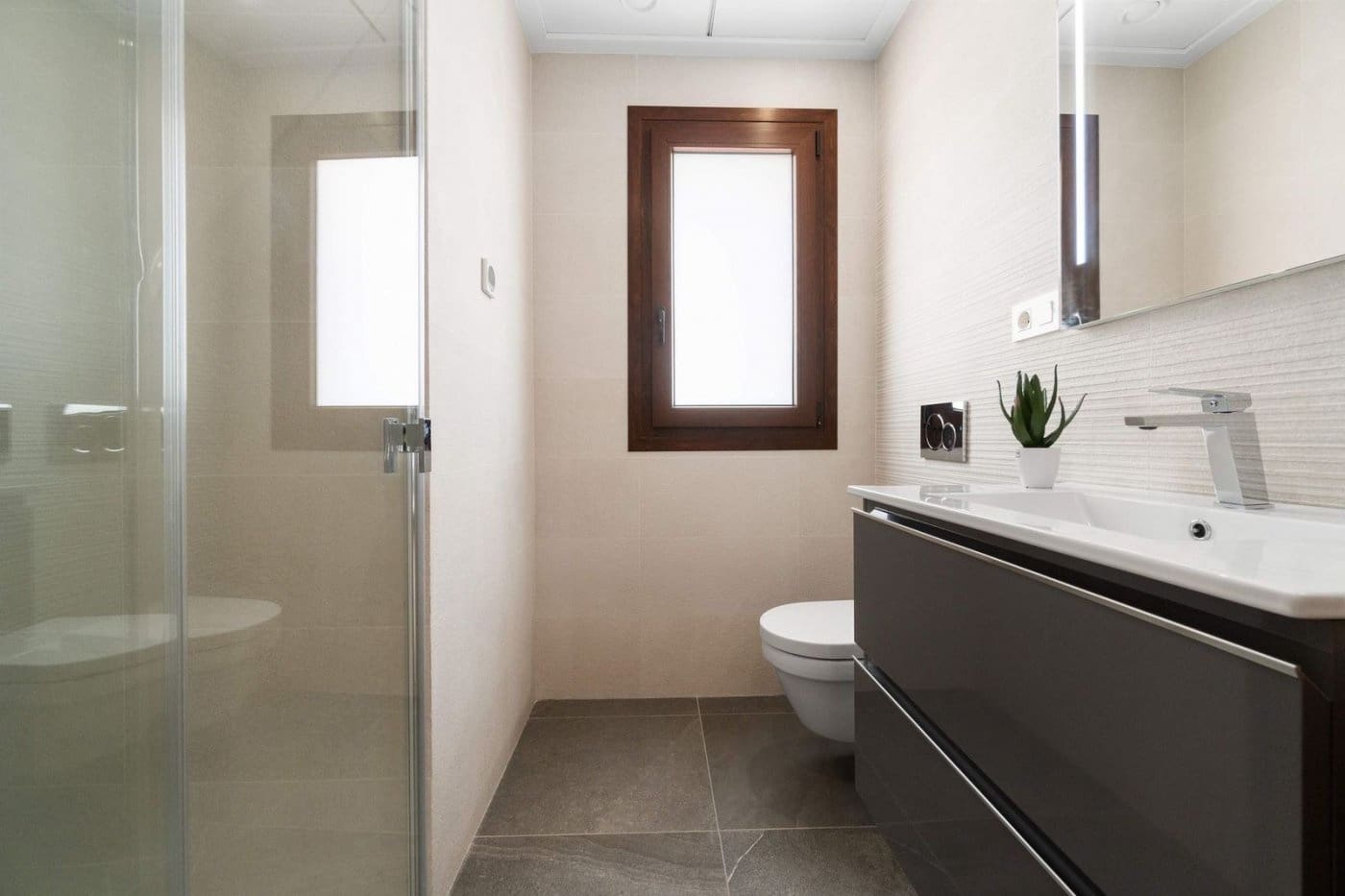 2 quarto Bungalow para venda em Torrevieja com piscina - 239 900 € (Ref: 9409478)