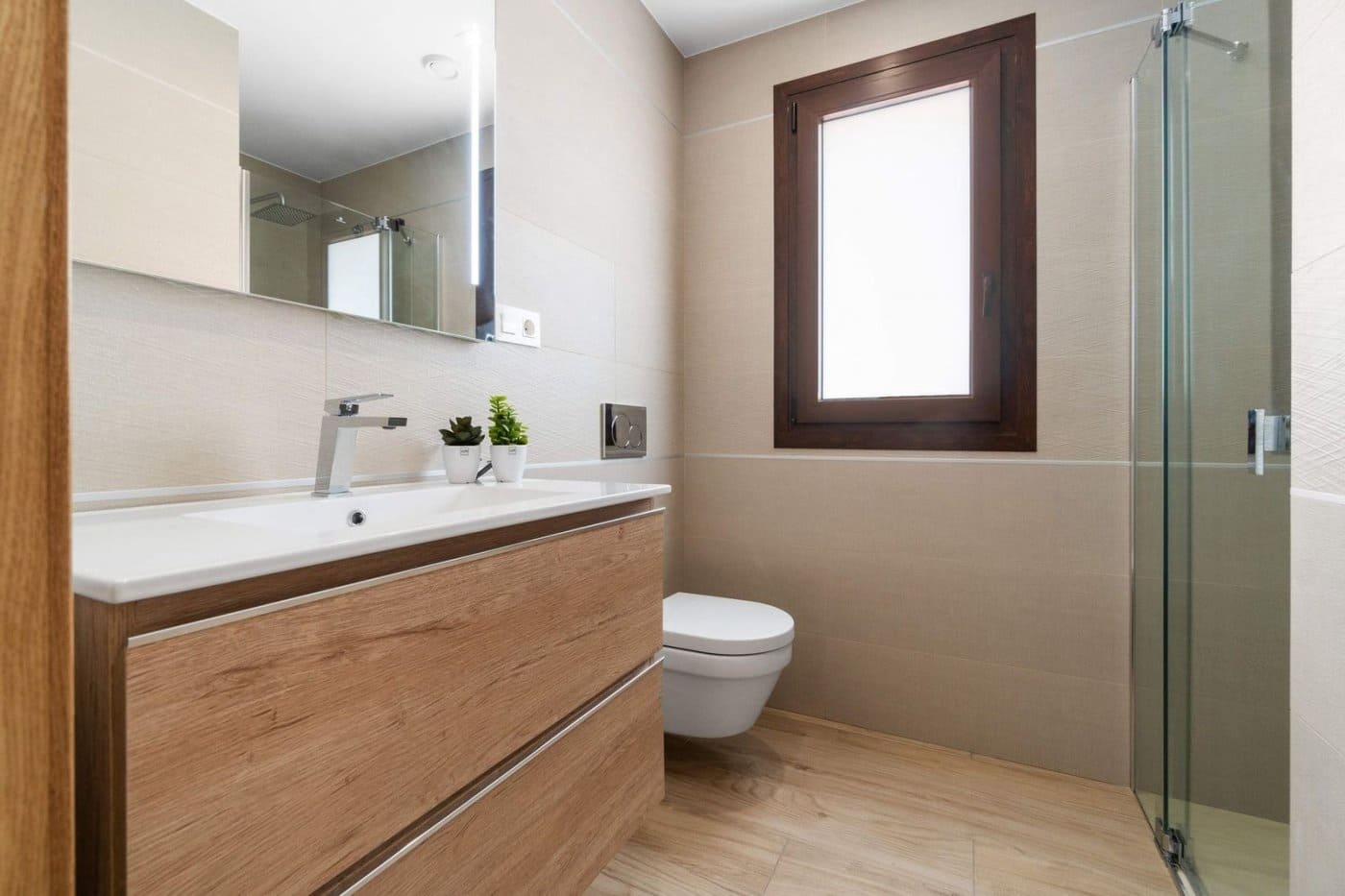 2 quarto Bungalow para venda em Torrevieja com piscina - 239 900 € (Ref: 9409478)