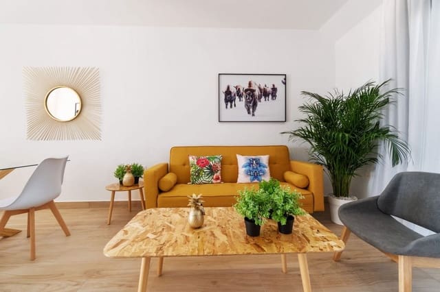 2 quarto Bungalow para venda em Torrevieja com piscina - 239 900 € (Ref: 9409478)