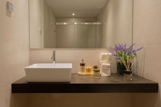 3 sypialnia Apartament na sprzedaż w Punta Prima, Orihuela z basenem garażem - 359 000 € (Ref: 9409520)