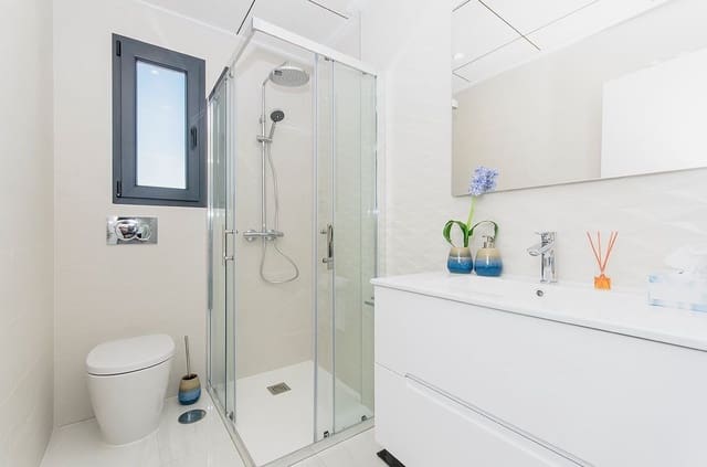 3 makuuhuone Huvila myytävänä paikassa Benijófar mukana uima-altaan - 355 000 € (Ref: 9409574)