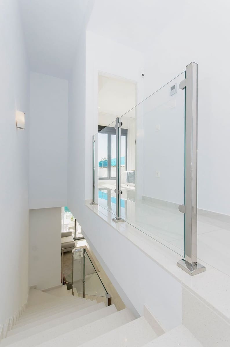 3 makuuhuone Huvila myytävänä paikassa Benijofar mukana uima-altaan - 355 000 € (Ref: 9409574)