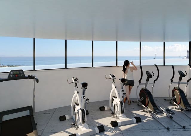 Bungalow de 3 habitaciones en Gran Alacant, Santa Pola en venta con piscina - 310.000 € (Ref: 9409578)