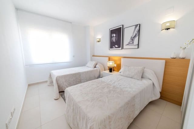 3 makuuhuone Huoneisto myytävänä paikassa Punta Prima, Torrevieja mukana uima-altaan - 370 000 € (Ref: 9409579)