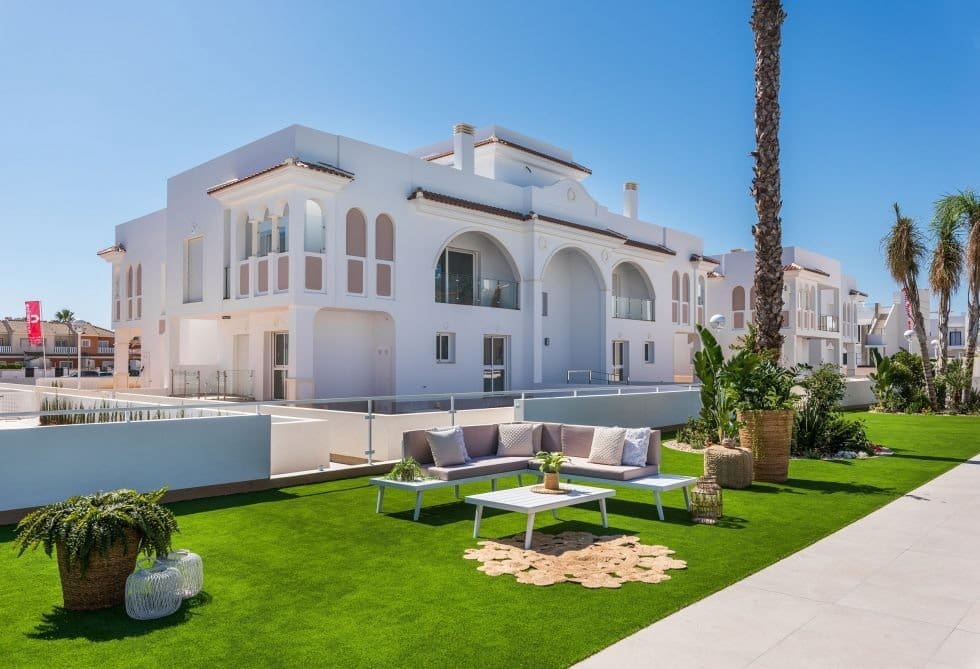 3 Zimmer Apartment zu verkaufen in Dona Pepa mit Pool Garage - 315.000 € (Ref: 9409582)