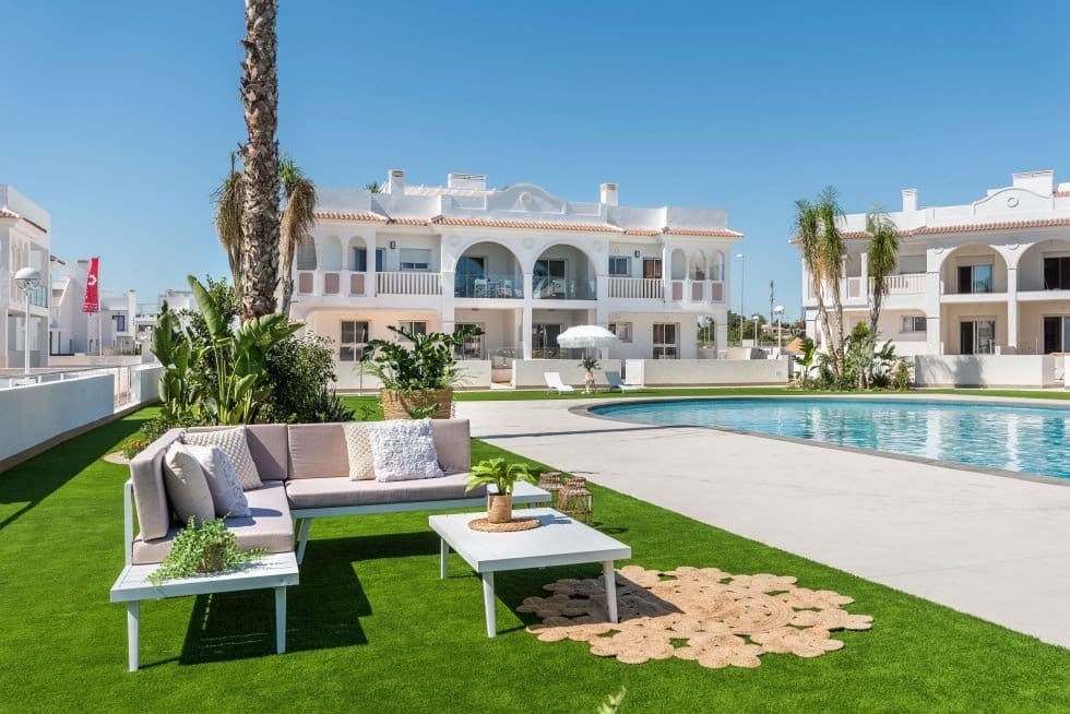 3 Zimmer Apartment zu verkaufen in Dona Pepa mit Pool Garage - 315.000 € (Ref: 9409582)