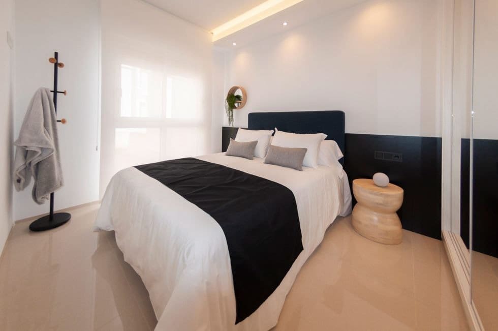 3 sypialnia Apartament na sprzedaż w Dona Pepa z basenem garażem - 324 476 € (Ref: 9409584)