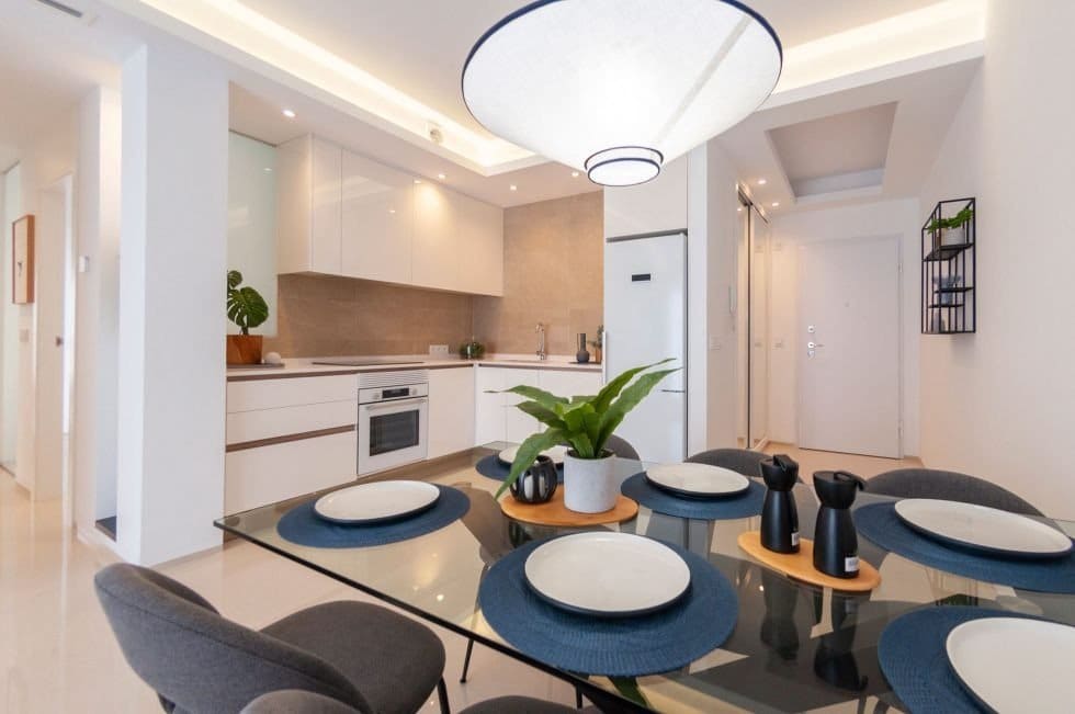 3 sypialnia Apartament na sprzedaż w Dona Pepa z basenem garażem - 324 476 € (Ref: 9409584)