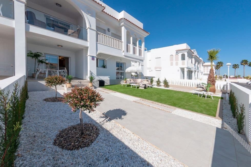 3 sypialnia Apartament na sprzedaż w Dona Pepa z basenem garażem - 324 476 € (Ref: 9409584)