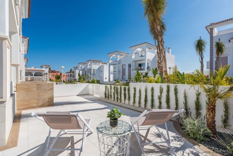 2 soveværelse Lejlighed til salg i Dona Pepa med swimmingpool garage - € 307.760 (Ref: 9409587)