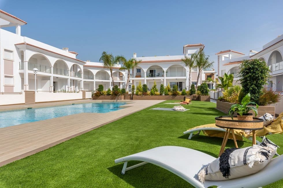 2 bedroom Apartment for sale in Dona Pepa with pool garage - € 235,000 (Ref: 9409590)