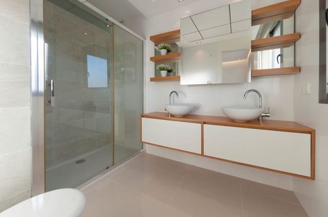 5 sypialnia Willa na sprzedaż w Doña Pepa, Rojales z basenem garażem - 455 500 € (Ref: 9409593)