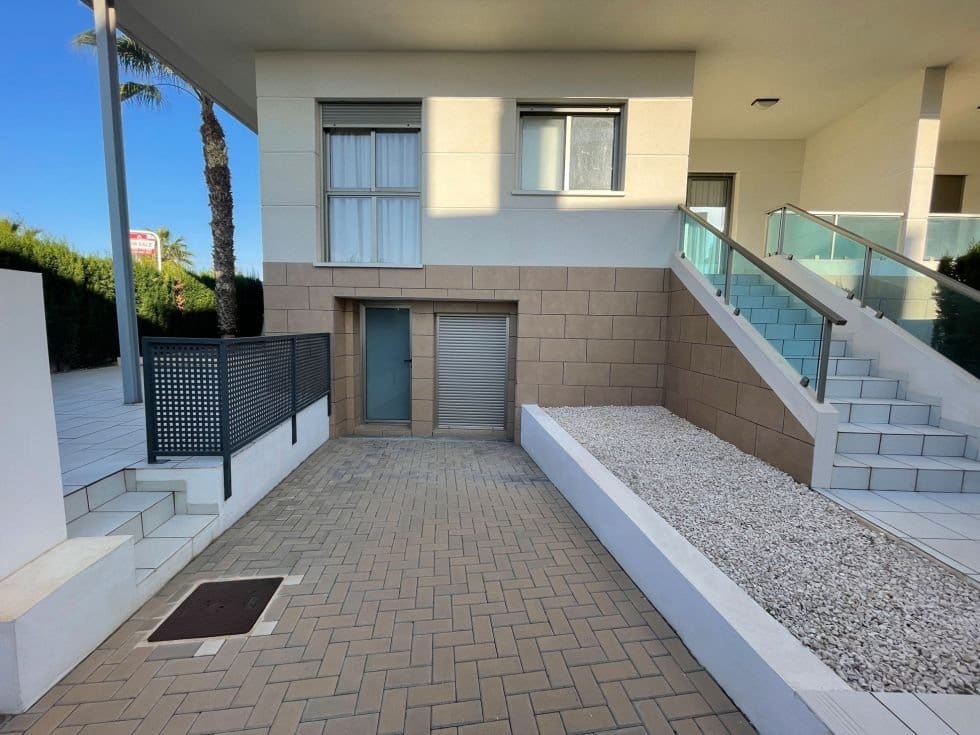 5 bedroom Villa for sale in Dona Pepa with pool garage - € 455,500 (Ref: 9409593)