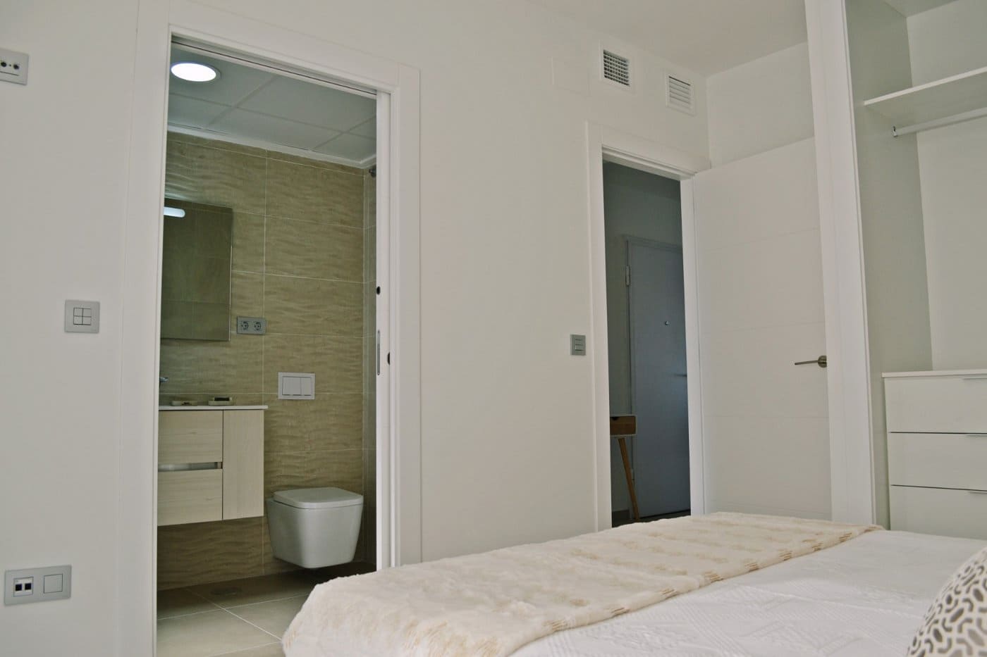 3 soverom Villa til salgs i Los Alcazares med svømmebasseng - € 275 000 (Ref: 9409604)