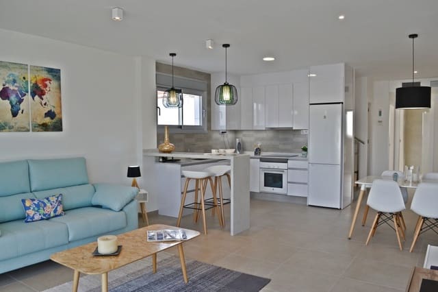 3 soverom Villa til salgs i Los Alcázares med svømmebasseng - € 275 000 (Ref: 9409604)