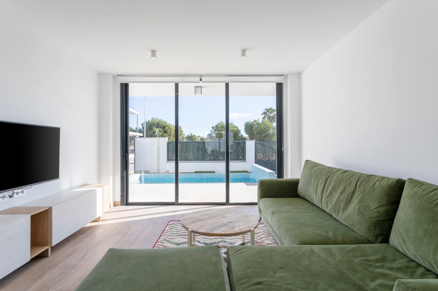 3 makuuhuone Huvila myytävänä paikassa Roda mukana uima-altaan - 304 000 € (Ref: 9409606)