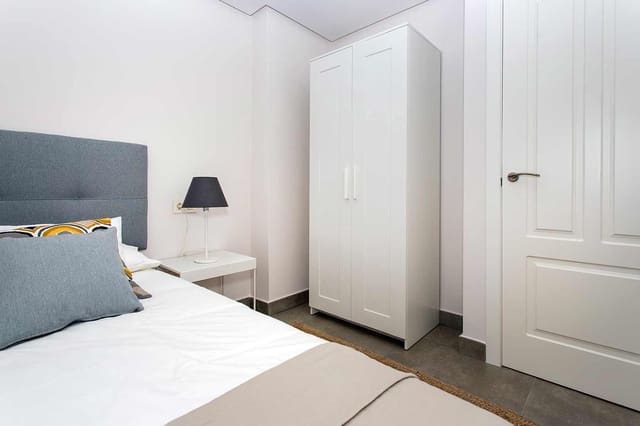 3 soveværelse Bungalow til salg i Santa Pola med swimmingpool - € 320.000 (Ref: 9409611)