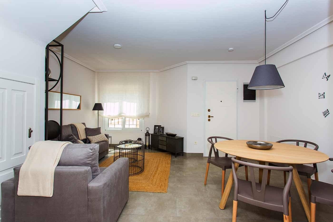 3 soveværelse Bungalow til salg i Santa Pola med swimmingpool - € 320.000 (Ref: 9409611)