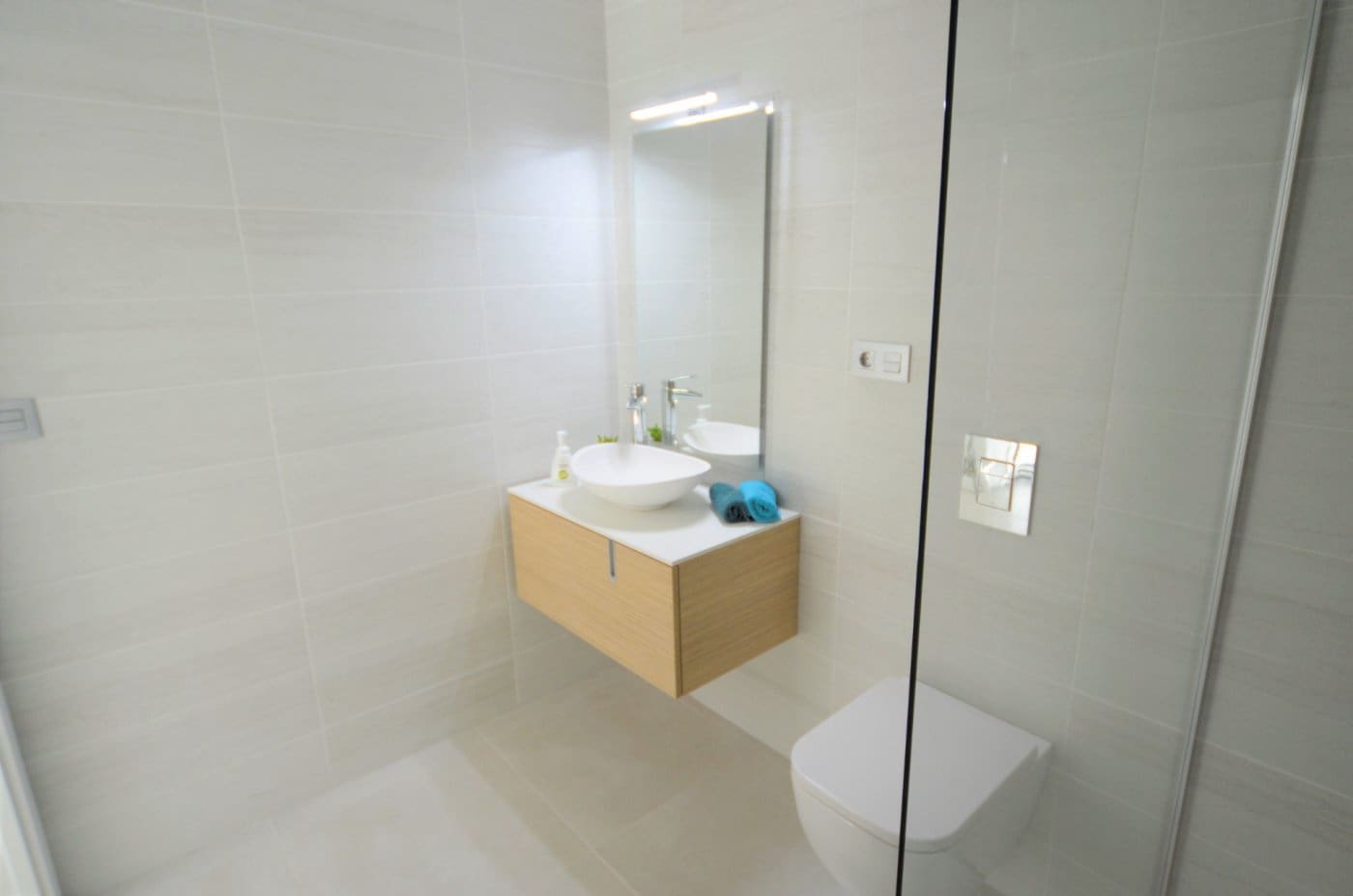 2 quarto Bungalow para venda em Daya Nueva com piscina - 227 000 € (Ref: 9409622)