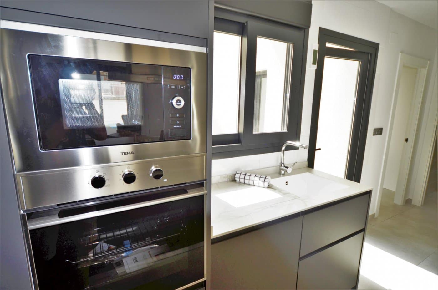 2 quarto Bungalow para venda em Daya Nueva com piscina - 227 000 € (Ref: 9409622)