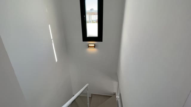 3 sovrum Villa till salu i Daya Nueva med pool - 326 000 € (Ref: 9409624)