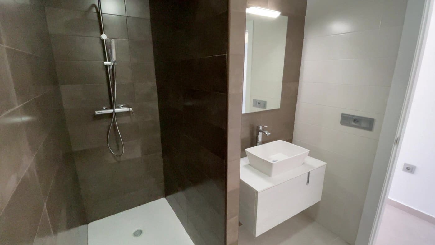 3 bedroom Villa for sale in Daya Nueva with pool - € 326,000 (Ref: 9409624)