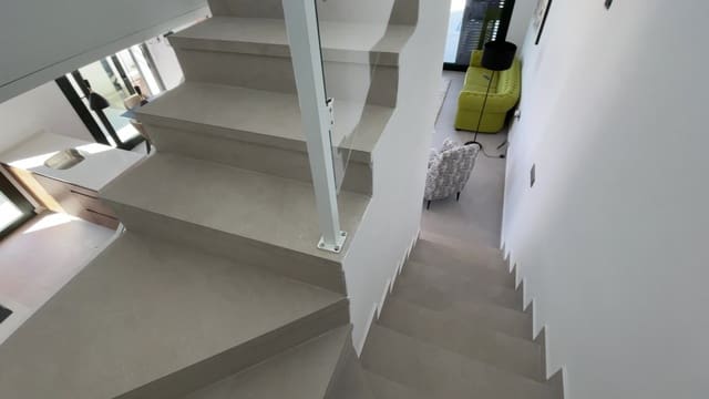 3 sovrum Villa till salu i Daya Nueva med pool - 326 000 € (Ref: 9409624)