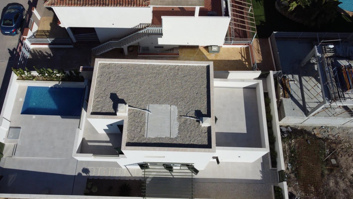 3 bedroom Villa for sale in Daya Nueva with pool - € 326,000 (Ref: 9409624)