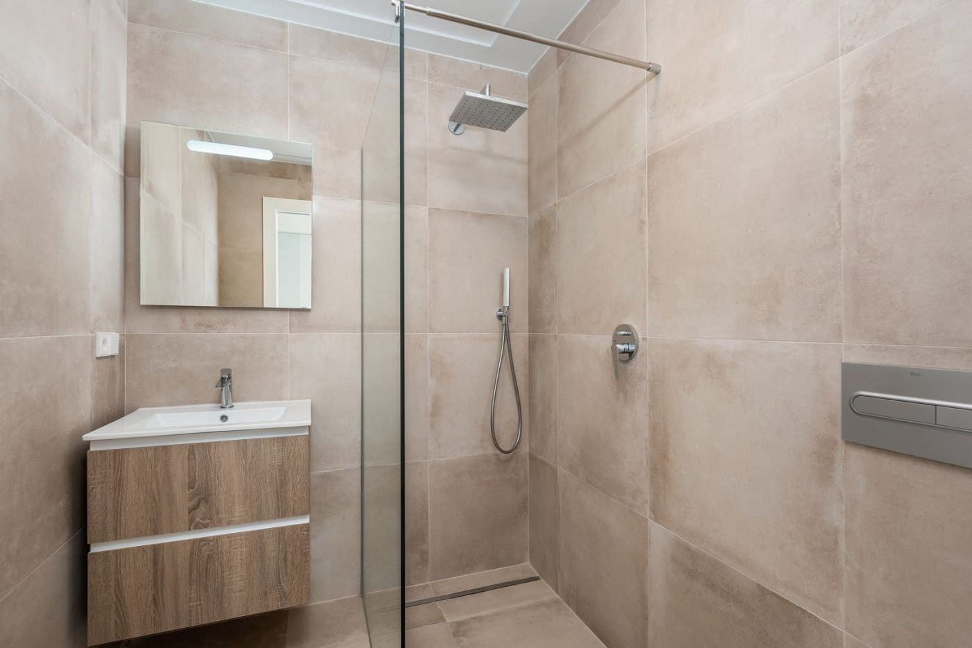 Chalet de 3 habitaciones en Pilar de la Horadada en venta con piscina - 519.900 € (Ref: 9409632)