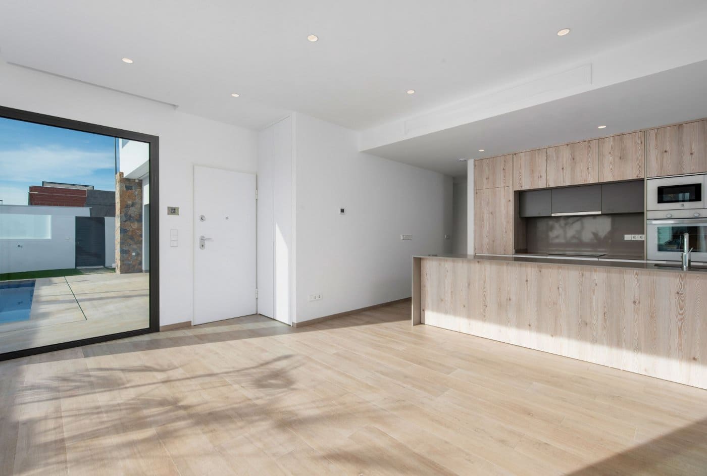 Chalet de 3 habitaciones en Pilar de la Horadada en venta con piscina - 519.900 € (Ref: 9409632)