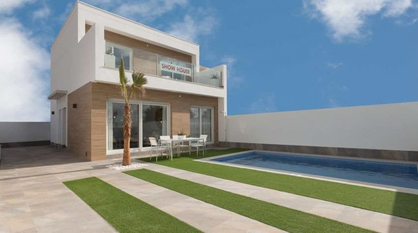 3 bedroom Villa for sale in San Pedro del Pinatar with pool - € 349,000 (Ref: 9409634)