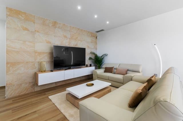 3 bedroom Villa for sale in Benijófar with pool - € 526,900 (Ref: 9409637)