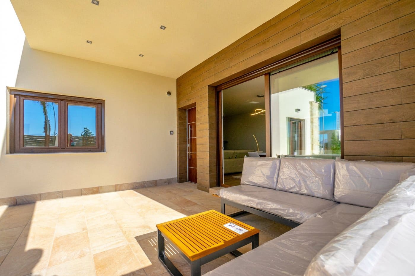 3 bedroom Villa for sale in Benijofar with pool - € 526,900 (Ref: 9409637)