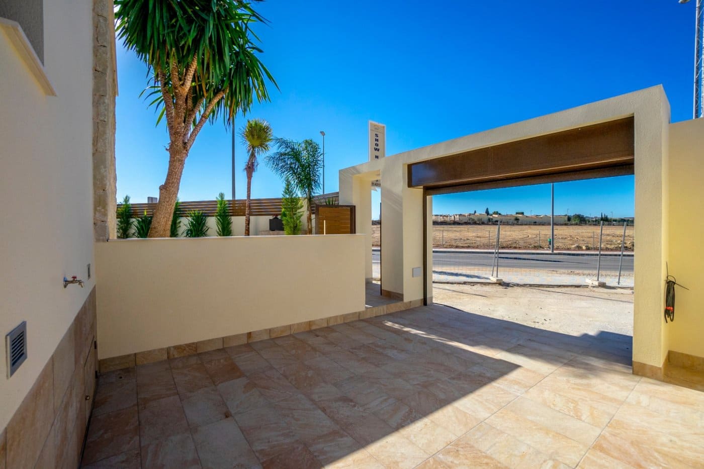 3 bedroom Villa for sale in Benijofar with pool - € 526,900 (Ref: 9409637)